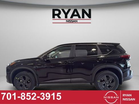 New 2026 Nissan Rogue SV w/ Cold Weather Package AWD/4WD image 14