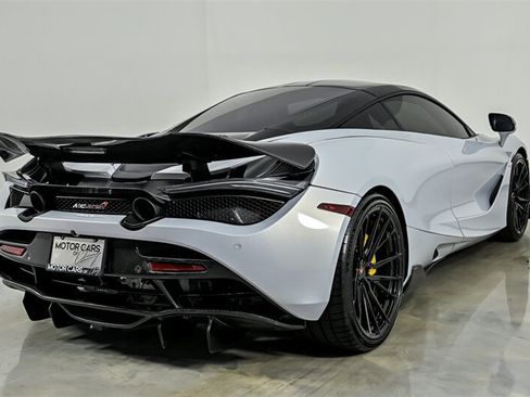 Used 2018 McLaren 720S RWD image 12