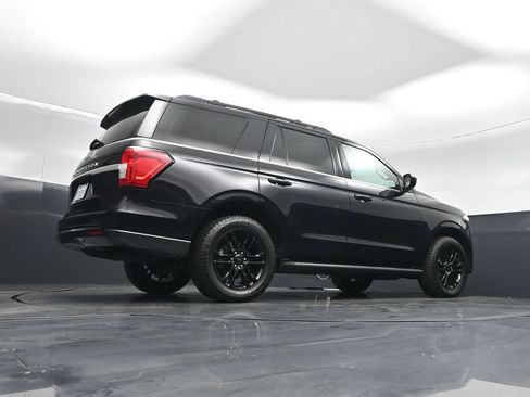 Used 2024 Ford Expedition XLT AWD/4WD image 49