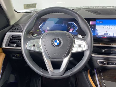 Certified 2023 BMW X7 xDrive40i w/ Climate Comfort Package image 13