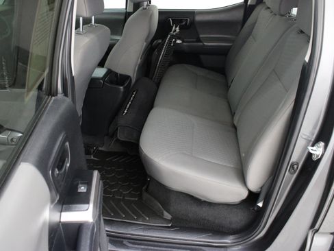 Used 2023 Toyota Tacoma SR5 RWD image 27