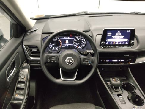 Used 2024 Nissan Rogue SV AWD/4WD image 22