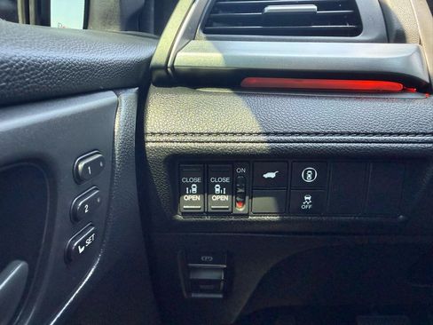 Used 2024 Honda Odyssey Sport image 26