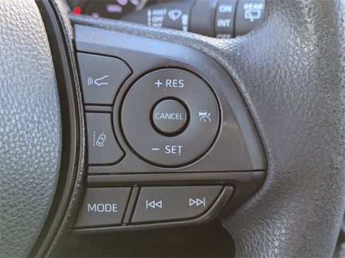 Used 2019 Toyota RAV4 XLE image 28