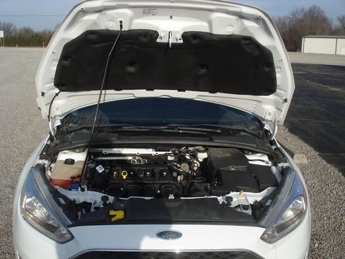 Used 2018 Ford Focus SE image 31