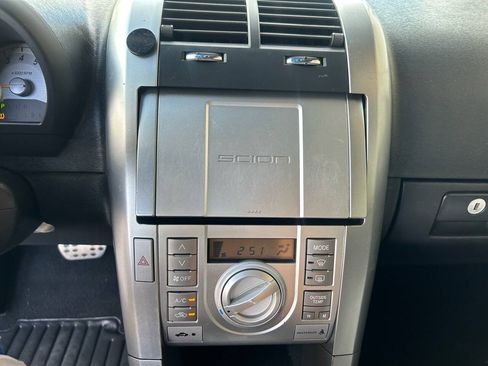 Used 2005 Scion tC FWD image 8