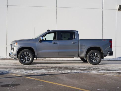 Used 2023 Chevrolet Silverado 1500 LT w/ Convenience Package II image 6