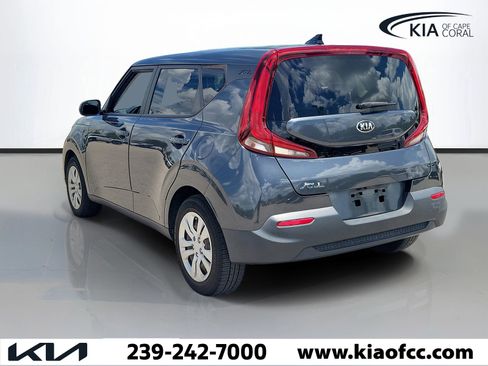 Certified 2021 Kia Soul LX FWD image 4
