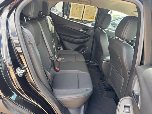 Used 2025 Buick Encore GX Preferred FWD image 24