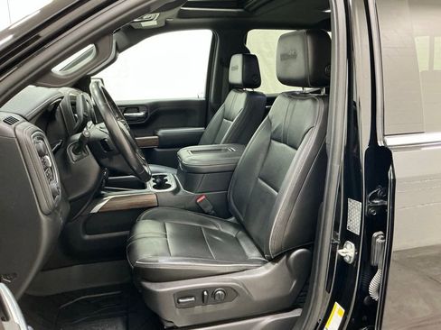 Used 2019 Chevrolet Silverado 1500 High Country w/ Technology Package image 10