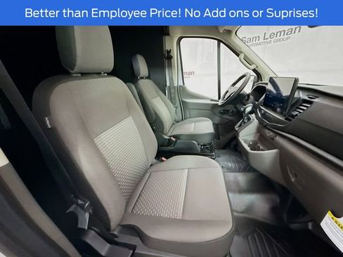 New 2026 Ford Transit 250 148 Medium Roof w/ Load Area Protection Package RWD image 24
