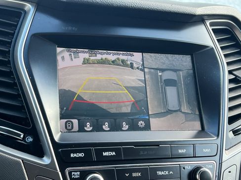 Used 2019 Hyundai Santa Fe XL image 21