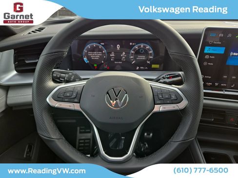 New 2026 Volkswagen Tiguan SE R-Line image 16