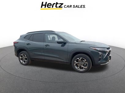 Used 2025 Chevrolet Trax LT