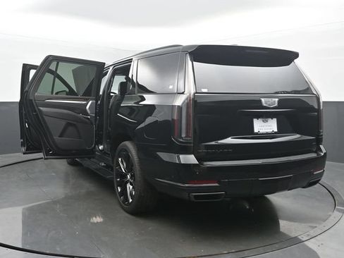 Certified 2026 Cadillac Escalade Platinum Sport w/ LPO, ONYX Package AWD/4WD image 56