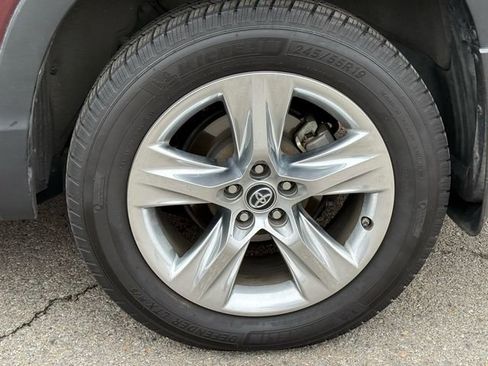 Used 2018 Toyota Highlander Limited image 15