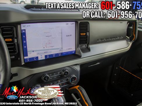 Used 2022 Ford Bronco Badlands image 14