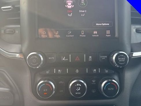 Used 2022 RAM 2500 Laramie w/ Night Edition image 25