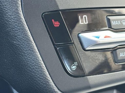 Used 2020 Ford Explorer XLT w/ Equipment Group 202A image 14