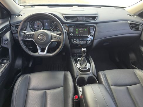 Used 2018 Nissan Rogue SL w/ Premium Package image 28