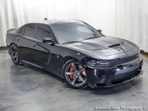 Used 2018 Dodge Charger SRT Hellcat w/ Harman/Kardon Audio Group image 5