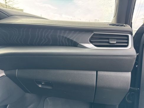 Used 2022 GMC Yukon Denali w/ Max Trailering Package image 19