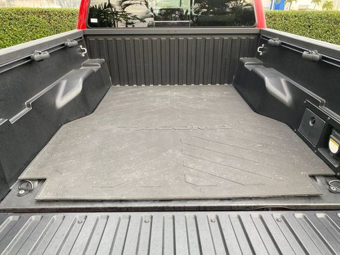 Used 2023 Toyota Tacoma TRD Off-Road image 28