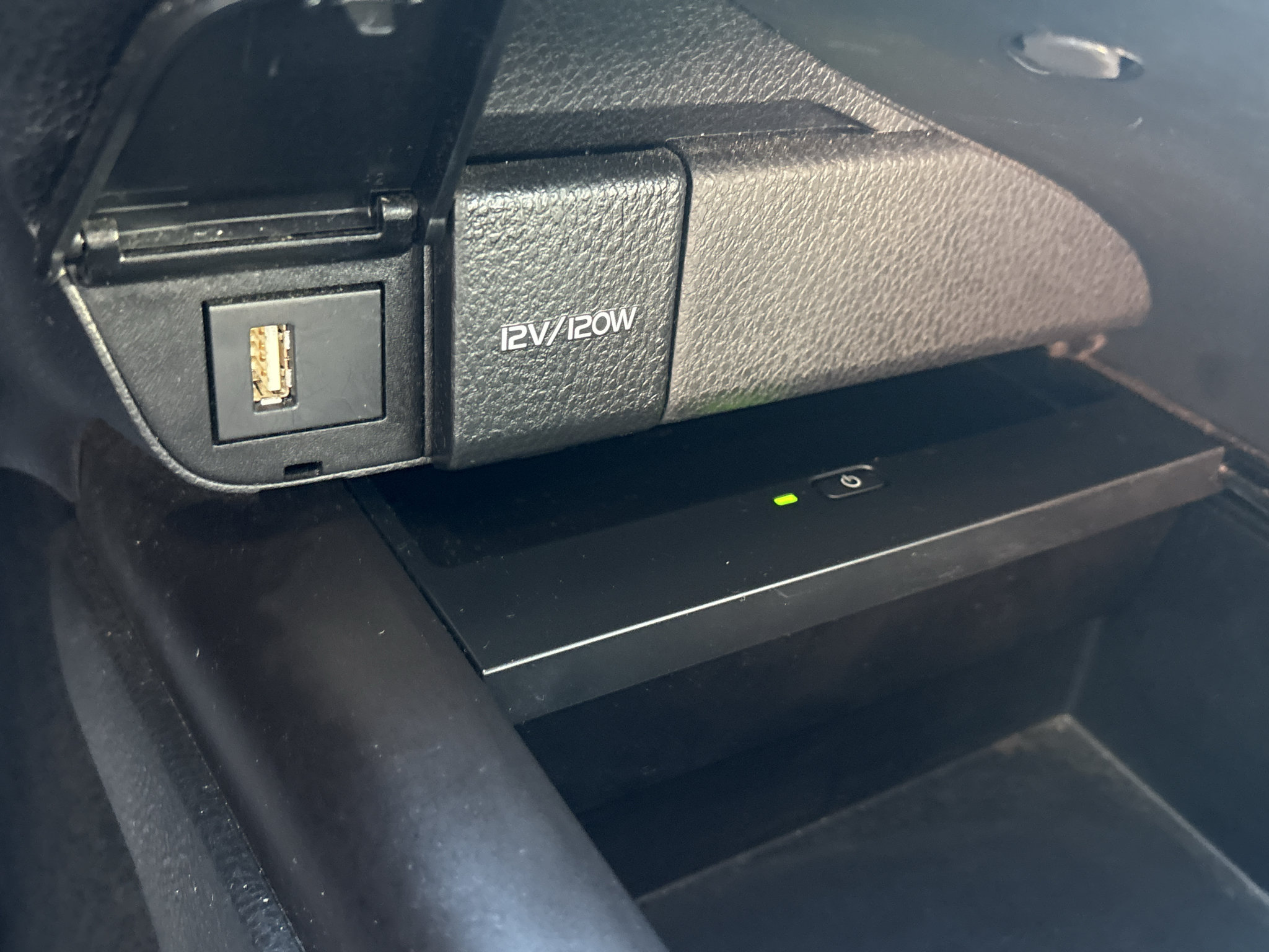Used 2022 Toyota Camry XSE FWD image 22