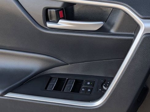 Used 2024 Toyota RAV4 XLE FWD image 24