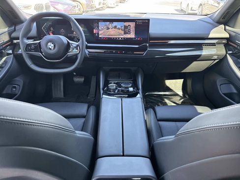 Certified 2025 BMW 530i xDrive w/ Premium Package image 14