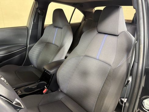 Used 2021 Toyota Corolla SE w/ SE Premium Package FWD image 12