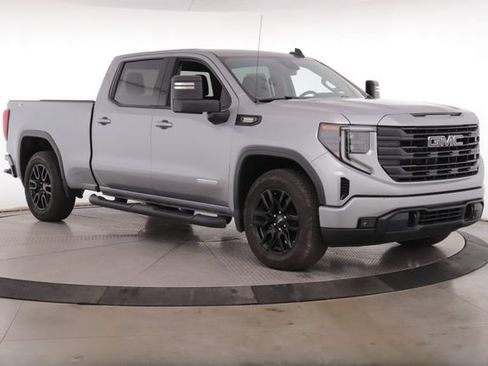 Used 2024 GMC Sierra 1500 Elevation AWD/4WD image 2
