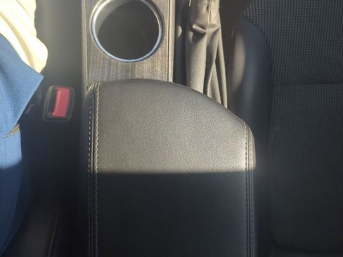 Used 2015 Chevrolet Malibu LT w/ Power Convenience Package image 19