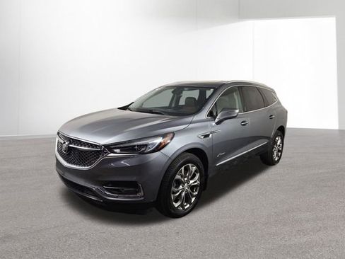 Used 2018 Buick Enclave Avenir w/ Avenir Technology Package image 2