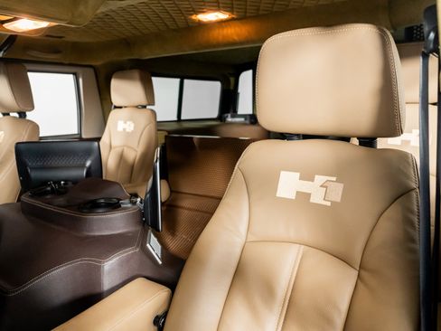 Used 2003 HUMMER H1 4-Door Wagon image 28