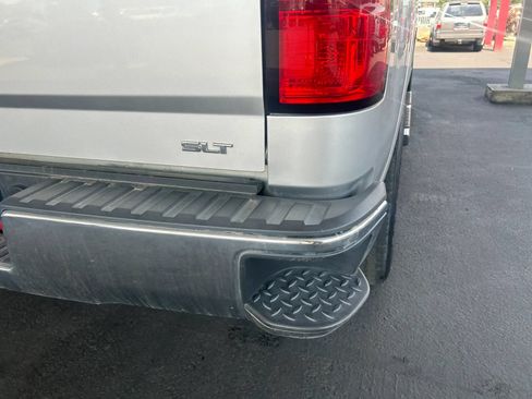 Used 2014 GMC Sierra 1500 SLT w/ SLT Crew Cab Value Package AWD/4WD image 7