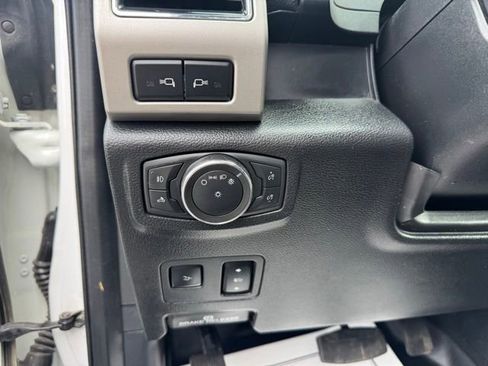 Used 2021 Ford F350 Lariat w/ Tremor Off-Road Package AWD/4WD image 27
