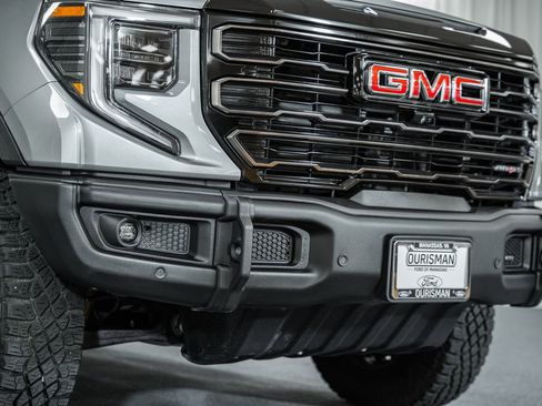 Used 2023 GMC Sierra 1500 AT4X image 11