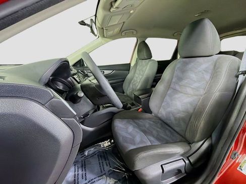 Used 2016 Nissan Rogue S image 11