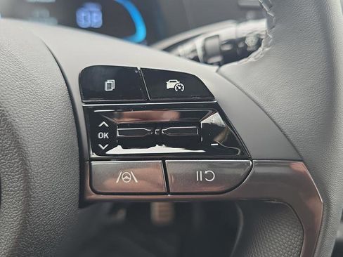 New 2026 Hyundai Elantra Sport FWD image 11