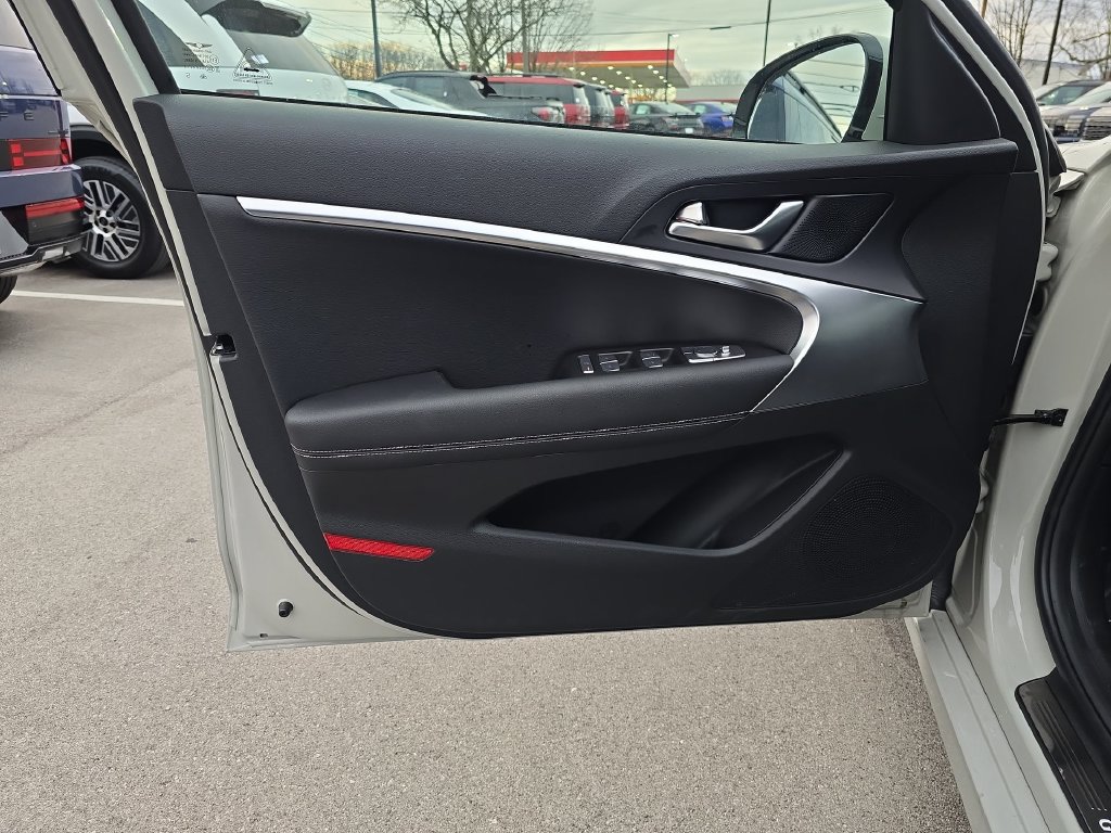Used 2026 Genesis G70 2.5T AWD/4WD image 13