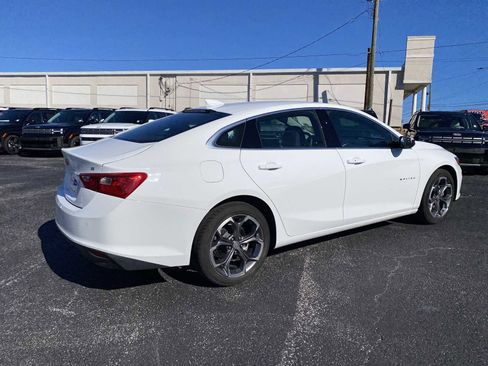 Used 2024 Chevrolet Malibu LT image 4