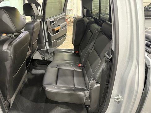 Used 2018 Chevrolet Silverado 1500 LTZ w/ LTZ Plus Package image 28