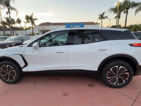 New 2026 Chevrolet Blazer EV LT w/ LPO, All-Weather Mat Package FWD image 5