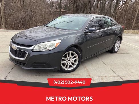 Used 2015 Chevrolet Malibu LT w/ Power Convenience Package image 1