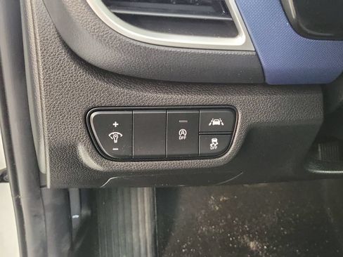 Used 2023 Kia Seltos S w/ Navigation Package FWD image 13