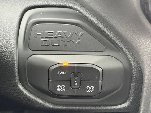 New 2026 RAM 2500 Big Horn AWD/4WD image 26
