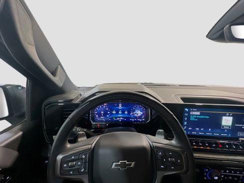 Used 2024 Chevrolet Silverado 1500 ZR2 w/ Technology Package image 7