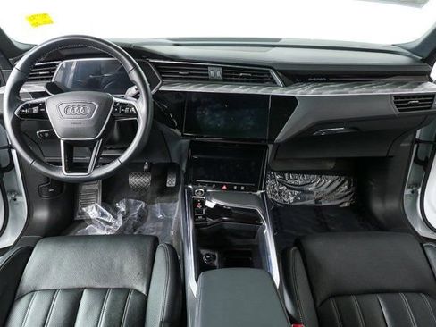Certified 2023 Audi e-tron Prestige w/ Prestige Package image 19
