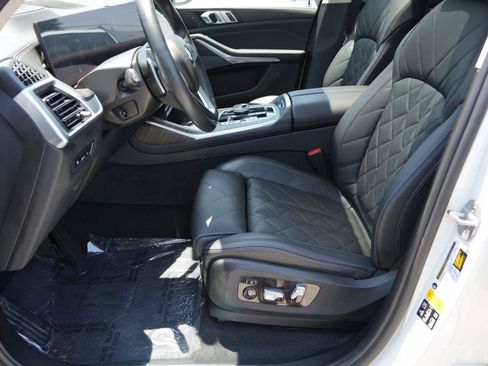 Certified 2024 BMW X7 xDrive40i w/ Premium Package AWD/4WD image 16